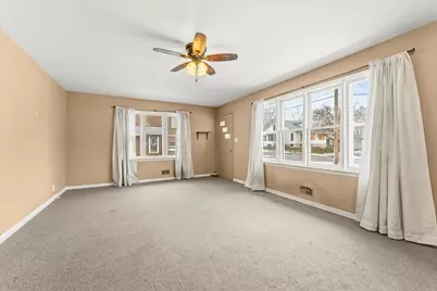 233 E Morris Street, Bement, IL 61813 - Photo 7