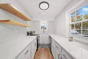 1811 N 72nd Ct, Elmwood Park, IL 60707 - Photo 11