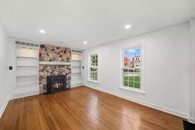 1811 N 72nd Court, Elmwood Park, IL 60707 - Photo 5