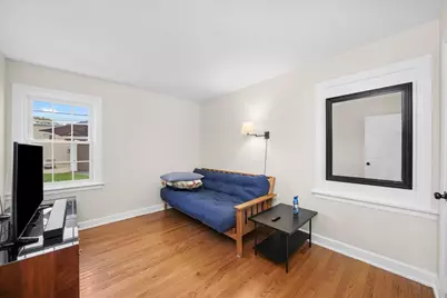 1811 N 72nd Court, Elmwood Park, IL 60707 - Photo 15