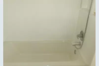 319 N Chestnut Street, Princeton, IL 61356 - Photo 7