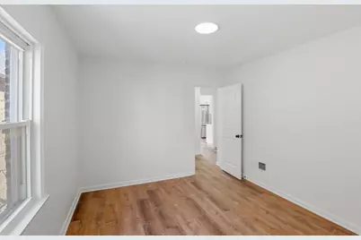 2705 N 73rd Avenue, Elmwood Park, IL 60707 - Photo 15