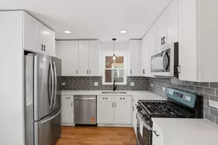 2705 N 73rd Ave, Elmwood Park, IL 60707 - Photo 11