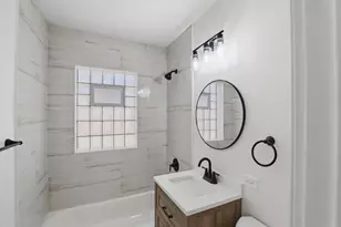 2705 N 73rd Ave, Elmwood Park, IL 60707 - Photo 7