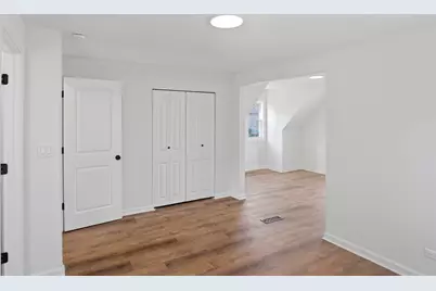 2705 N 73rd Avenue, Elmwood Park, IL 60707 - Photo 17