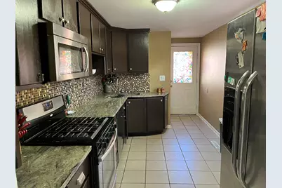 510 Tyler Drive, Carpentersville, IL 60110 - Photo 13