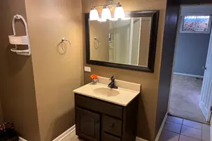 510 Tyler Dr, Carpentersville, IL 60110 - Photo 19