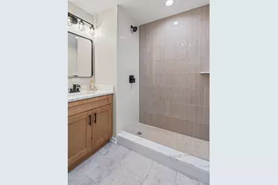 1 N Sycamore Lane, North Aurora, IL 60542 - Photo 11