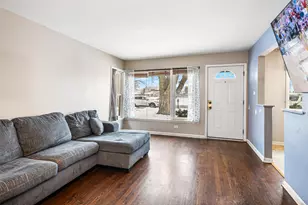 7727 New England Ave, Burbank, IL 60459 - Photo 3