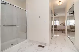 6 Sherwood Ct, Lake in the Hills, IL 60156 - Photo 13