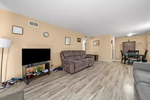 5A Kingery Quarter, Willowbrook, IL 60527 - Photo 19