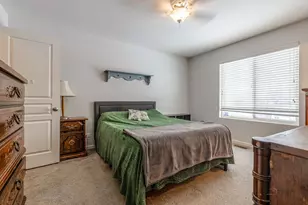 13362 Piccaddilly Ct, Beach Park, IL 60083 - Photo 17