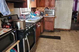 657 E 100th Pl, Chicago, IL 60628 - Photo 7