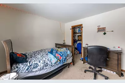 38W725 Cloverfield Drive, Saint Charles, IL 60175 - Photo 19