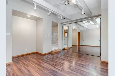 3219 N Richmond Street, Chicago, IL 60618 - Photo 13