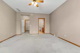 102 Hitching Post Ln, Grayslake, IL 60030 - Photo 57