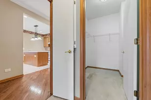 102 Hitching Post Ln, Grayslake, IL 60030 - Photo 13