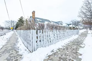 1820 Jenkinson Ct, Waukegan, IL 60085 - Photo 37