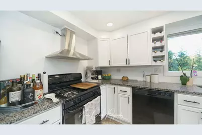 34966 N Forest Avenue, Ingleside, IL 60041 - Photo 11