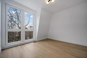 1124 W Addison St, Chicago, IL 60613 - Photo 17