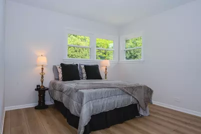 4218 Main Street, Skokie, IL 60076 - Photo 9