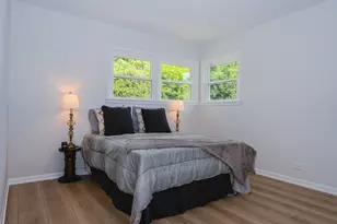 4218 Main St, Skokie, IL 60076 - Photo 9