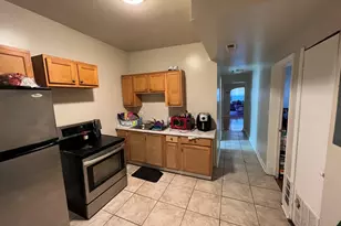 801 S Kedvale Ave, Chicago, IL 60624 - Photo 3