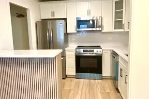 1850 N Clark St, Chicago, IL 60614 - Photo 3