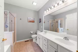 16174 Seneca Lake Cir, Crest Hill, IL 60403 - Photo 15