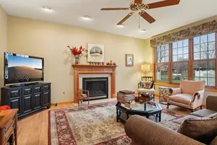 1787 Kingtree Dr, Morris, IL 60450 - Photo 9