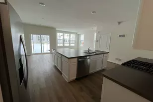 5922 Hawkweed Dr, Naperville, IL 60564 - Photo 3