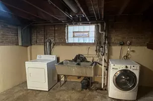 3648 W 81st St, Chicago, IL 60652 - Photo 11