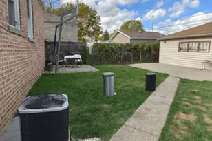 3648 W 81st St, Chicago, IL 60652 - Photo 13