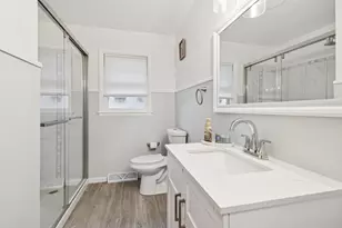 310 Oak St, North Aurora, IL 60542 - Photo 11