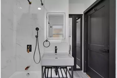 10606 S Vernon Avenue, Chicago, IL 60628 - Photo 9