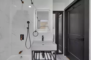 10606 S Vernon Ave, Chicago, IL 60628 - Photo 9