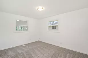 1403 Hampton Ln, Schaumburg, IL 60193 - Photo 25