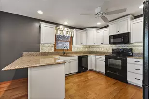 582 Fairway Dr, El Paso, IL 61738 - Photo 11