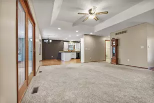 582 Fairway Dr, El Paso, IL 61738 - Photo 7