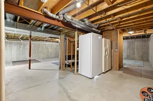 994 Reserve Ct, Fox Lake, IL 60020 - Photo 43