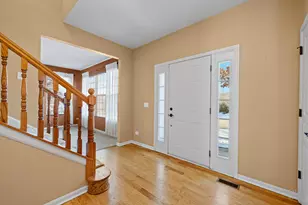 994 Reserve Ct, Fox Lake, IL 60020 - Photo 3