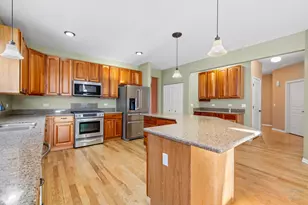 994 Reserve Ct, Fox Lake, IL 60020 - Photo 17