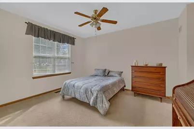 21476 Mays Lake Court, Crest Hill, IL 60403 - Photo 15