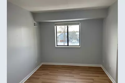 1463 Mercury Drive #304, Schaumburg, IL 60193 - Photo 9