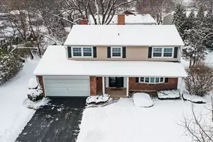 1718 S Ridge Dr, Arlington Heights, IL 60005 - Photo 27