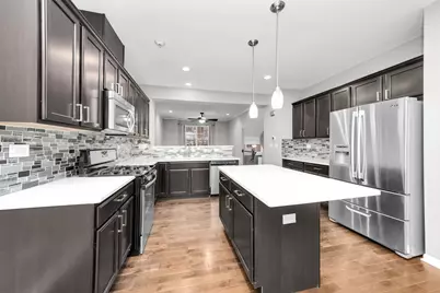 2525 Dunraven Avenue, Naperville, IL 60540 - Photo 7