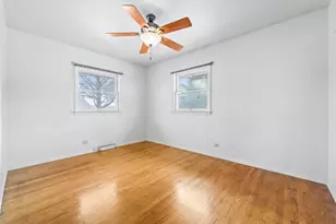 10113 W Palmer Ave, Melrose Park, IL 60164 - Photo 19