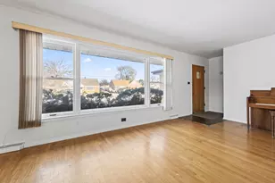 10113 W Palmer Ave, Melrose Park, IL 60164 - Photo 3