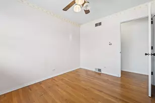 10113 W Palmer Ave, Melrose Park, IL 60164 - Photo 23