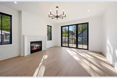 2422 Grant Street, Evanston, IL 60201 - Photo 9